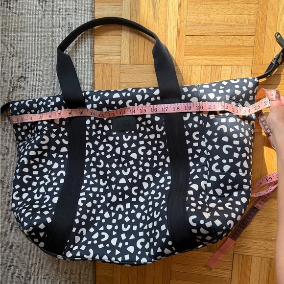 Dagne Dover Large Landon Caryall Bag in Block Party Print - Picture 6 of 7